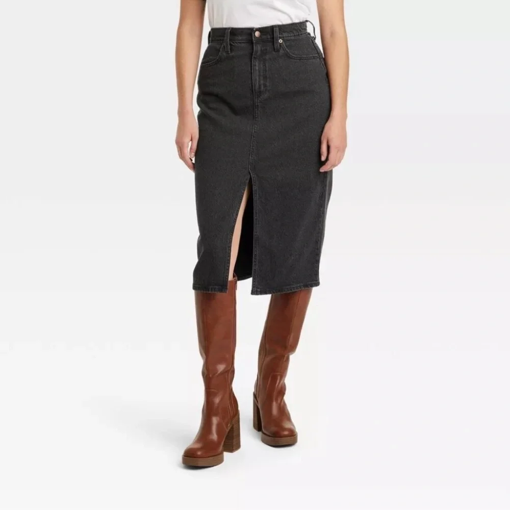 Universal Thread High Rise Front Slit Midi Skirt/ Size: 6 - Picture 1 of 6